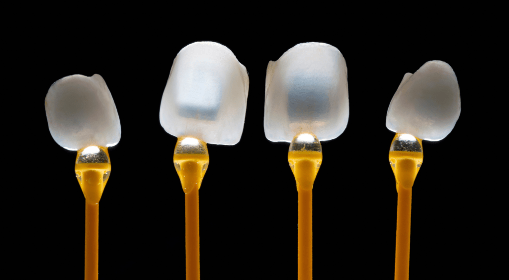 Blanchiment dentaire professionnel - éclaircissez votre sourire avec Paris Dental Studios